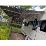 Toldo para motorhome ou trailer - Cassete de Parede 4.000mm - Toldo Cinza - Braço Branco - Marca RoofPro