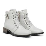Bota Feminina Luíza Gelo Em Couro Cano Curto Coturno