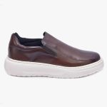 Tênis de Couro Slip On Bolt Mogno