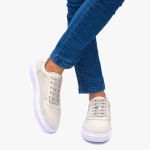 Tênis de couro Canada Off White