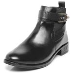 Bota Montaria Cano Curto Feminina Ferrile Em Couro Preta Com Fivela