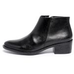 Bota Cano Curto Feminina Ferrile em Couro Salto Bloco Zipper Preta