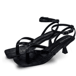 Sandáilia Feminina De Dedo Salto Baixo Fino 5412 Croco Preto