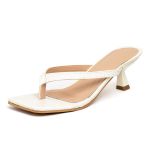 Tamanco Feminino Dedo Salto Kitten Heels 5410 Croco Off White