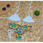 Conjunto Lipo Listras Floral 