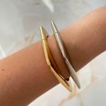 Bracelete minimalista quadrado