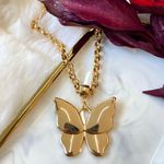 Colar borboleta 