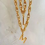 Colar entrelaçado inicial