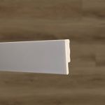 RODAPÉ LISO SLIM POLIESTIRENO KIT COM 2 PEÇAS