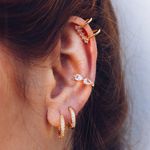 Piercing Fake Dois Aros e Zircônias- banho de ouro 18k