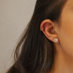 Brinco Luz- banho ouro 18k