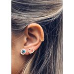 Piercing de Zircônias- banho de ouro 18k