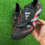 Chuteira Campo Adidas Predator Elite - Preta e Rosa (FG)