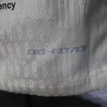 Camisa Barcelona Away 25/26 - Bege - Jogador Masculina Edição Kobe Bryant