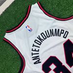 NBA Bucks ANTETOKOUNMPO #34 - Silk