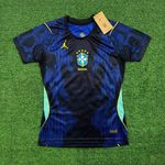 (FORMA JUSTA) Camisa Seleção Brasil Away II Copa do Mundo 2026 - Azul e Preto - Torcedor Feminina