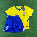 (VAZADO) Conjunto Infantil Brasil Home I - Copa do Mundo 2026 – Amarelo/Azul 