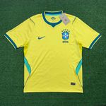 (SÍMBOLO CLARO) Camisa Seleção Brasil I Copa do Mundo 2026 - Amarelo - Masculina Torcedor