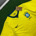 (PRIMEIRA VERSÃO) Camisa Seleção Brasil I 2026 - Masculina Nike Torcedor - Amarelo