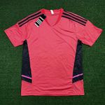 Camisa Internacional - 22/23 Rosa/ Cinza (DETALHE NO OMBRO)
