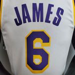 NBA SWINGMAN - LOS ANGELES LAKERS - 21/22 - JAMES #6 Jogador Silk