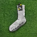 Meia Antiderrapante Esportiva Klv - Cinza