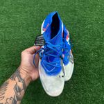 Chuteira Society Puma Future 8 Pro Cage Forever (TF) – Azul/Branco 