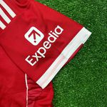 (MANCHADA) Camisa Liverpool Home I 25/26 - Vermelha - Torcedor Masculina