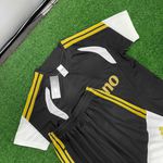 Conjunto Camisa e Short Flamengo Treino Comissão Técnica 2026 - MARROM - Masculino