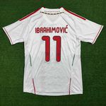 Camisa Retrô AC Milan Home I 11/12 – Ibrahimović #11 – Branca – Torcedor Masculina