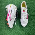 (DEFEITO) Chuteira Campo/trava (fg) Cano Alto - Branca/rosa