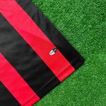 Camisa Retrô AC Milan Home I 08/09 - Ronaldinho 80 - Vermelha/Preta - Torcedor Masculina