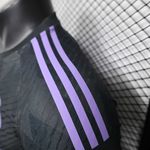 CAMISA REAL MADRID EDIÇÃO ESPECIAL - 24/25 JOGADOR - PRETO/LILÁS