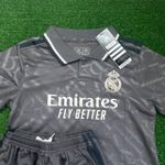 Conjunto Infantil Real Madrid Away II 24/25 - Cinza
