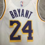 Nba Los Angeles Lakers No. 24 Kobe Bryant Silk - Branca Gola REdonda (detalhe Na Etiqueta