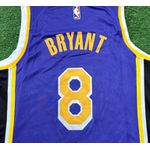 NBA Los Angeles Lakers Gola Redonda nº 8 Bryant Silk (Roxo com N° Amarelo) preto na lateral