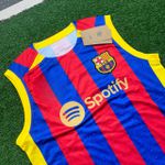 Conjunto Treino Barcelona Regata + Short 2023/24 - Vermelho/ Azul 