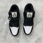 Tênis NK Air Jordan 1 - Preto/Branco Brilhoso