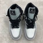 Tênis Air Jordan 1 Mid - Smoke Grey - Cinza/Branco/Preto