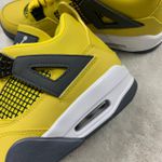 Tênis NK Air Jordan 4 - Amarelo Mostarda