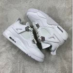 Tênis Air Jordan 4 - Branco