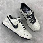 Tênis NK Dunk Low - Branco/Símbolo Preto/Raios