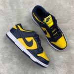 Tênis Dunk Low Retro - Michigan - Azul Escuro/Amarelo