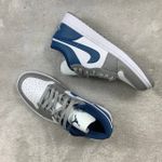 Tênis Air Jordan 1 Low - French Blue - Cinza/Azul/Branco