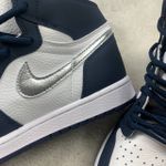 Tênis Air Jordan 1 High CO.JP - Midnight Navy Jordan 1 High - Azul/Branco/Prata