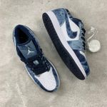 Tênis Air Jordan 1 Low - Jeans/Branco