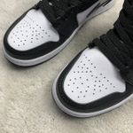 Tênis Air Jordan 1 Mid SE - Panda Elephant - Preto/ Branco/ Camuflado