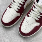 Tenis NK Air Jordan 1 Low - Year Of The Dragon - Branco/Vermelho/Dourado