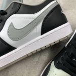 Tênis NK Air Jordan 1 Low - Cinza/Preto