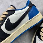 Tênis Travis Scott Jordan 1 Low - Bege/Branco/Azul